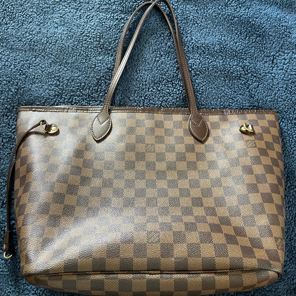 Preloved Louis Vuitton Neverfull MM